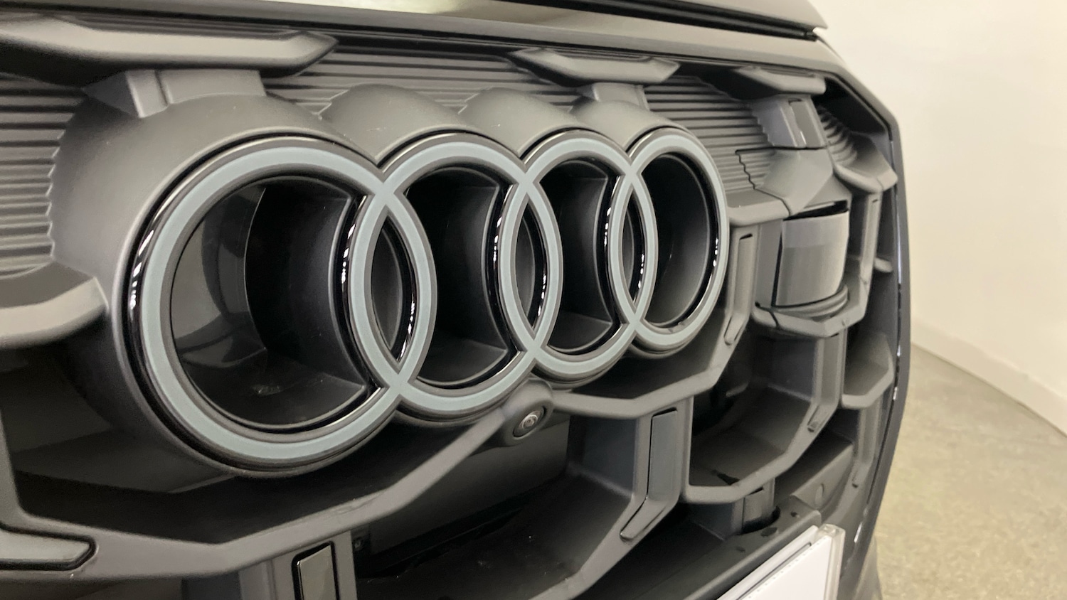 Used Audi Q7 2025 for sale - 77846292: Photo 38