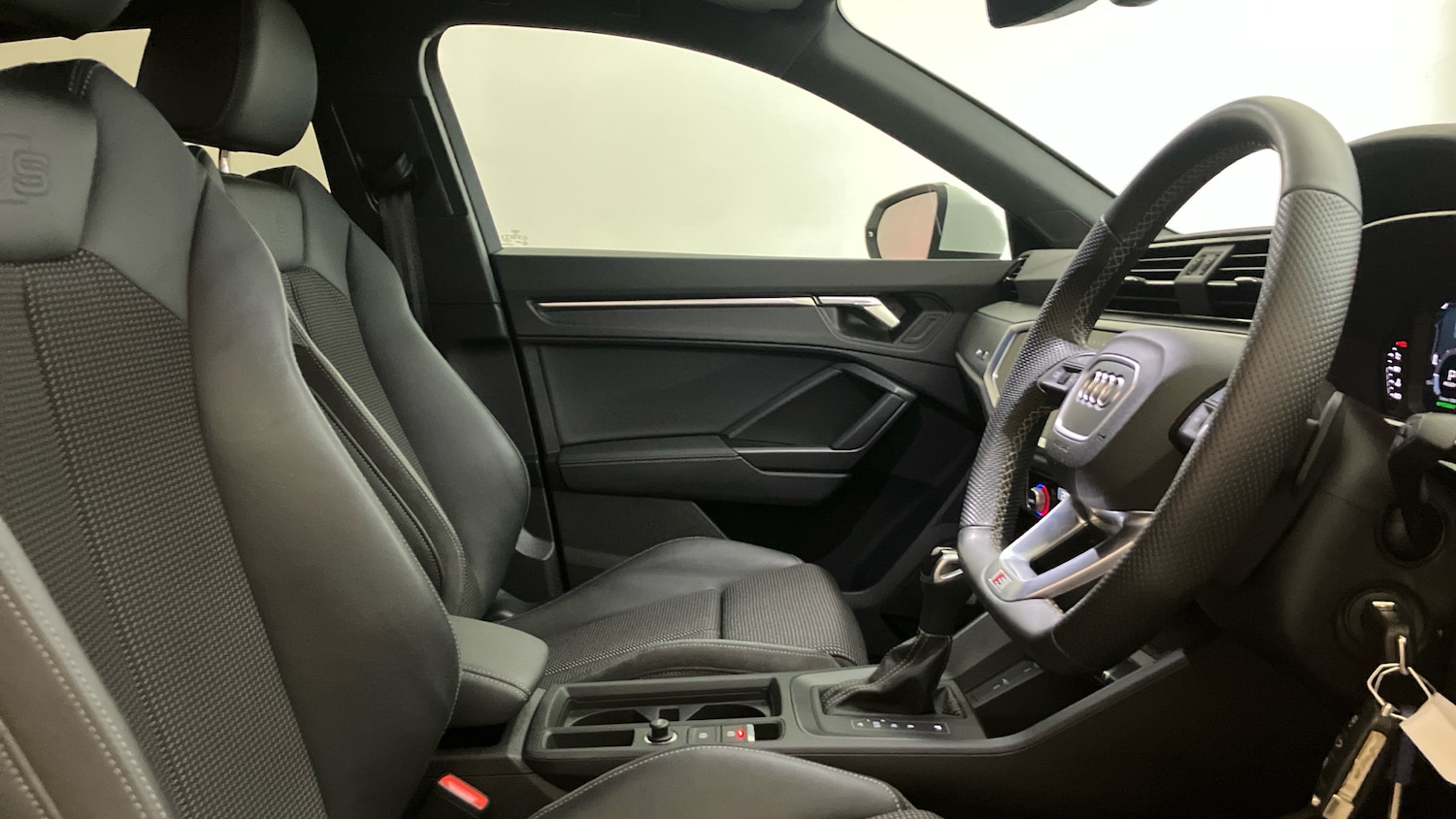 Used Audi Q3 2022 for sale - 76299241: Photo 15