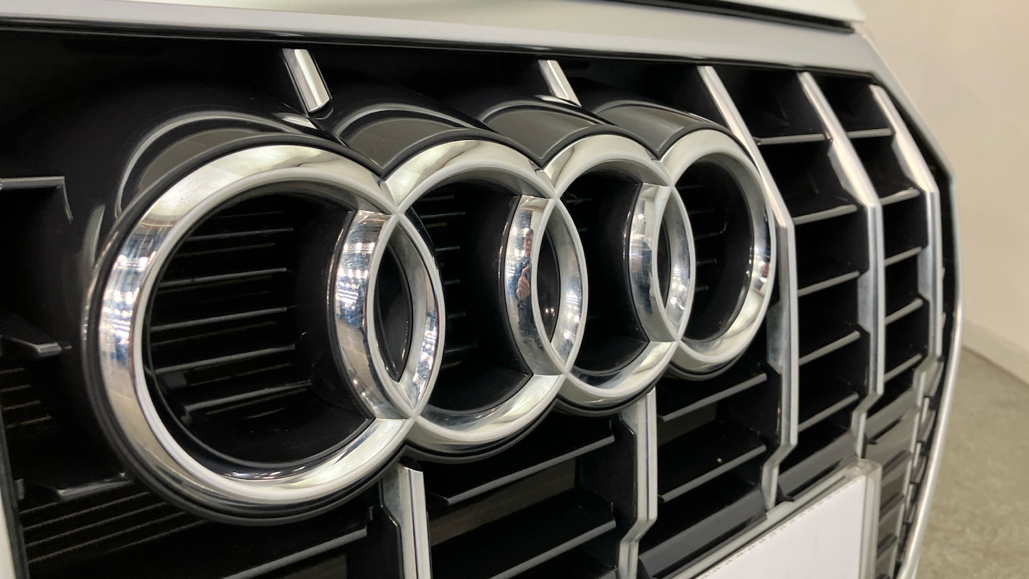 Used Audi Q3 2023 for sale - 76764120: Photo 41