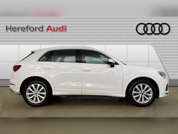 Used Audi Q3 2023 for sale - 76764120: Photo