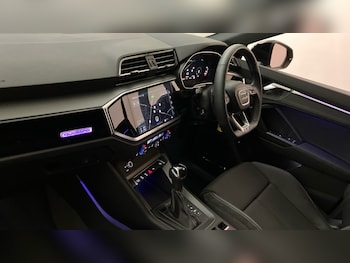 Used Audi Q3 2021 for sale - 77545664: Photo