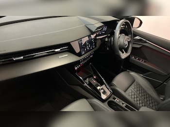 Used Audi RS3 2022 for sale - 76157059: Photo 2