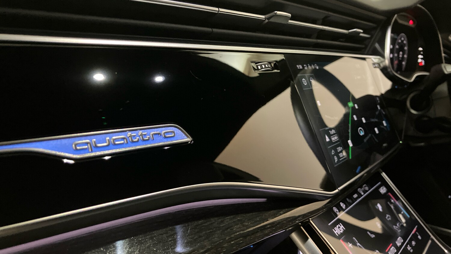 Used Audi Q8 2024 for sale - 76218696: Photo 28