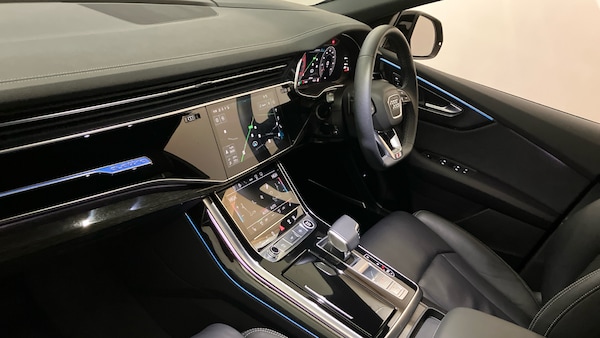 Used Audi Q8 2024 for sale - 76218696: Photo 2