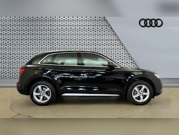Used Audi Q5 2018 for sale - 79057200: Photo