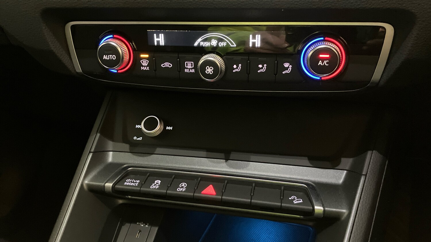 Used Audi Q3 2021 for sale - 77365111: Photo 13