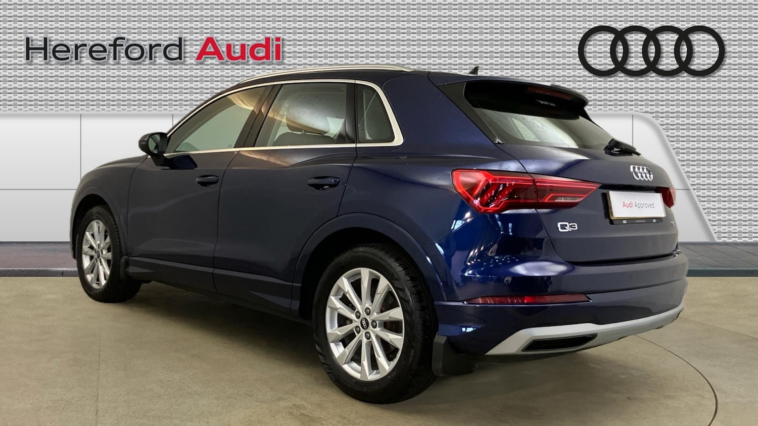 Used Audi Q3 2021 for sale - 76614671: Photo 3