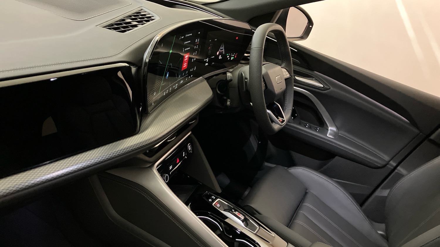 Used Audi Q5 2025 for sale - 77544591: Photo 2