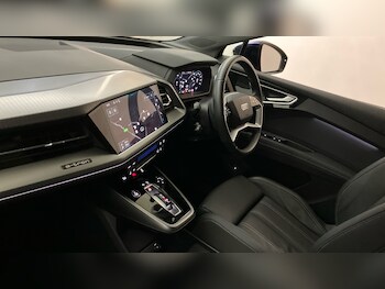 Used Audi Q4 e-tron 2024 for sale - 78328345: Photo