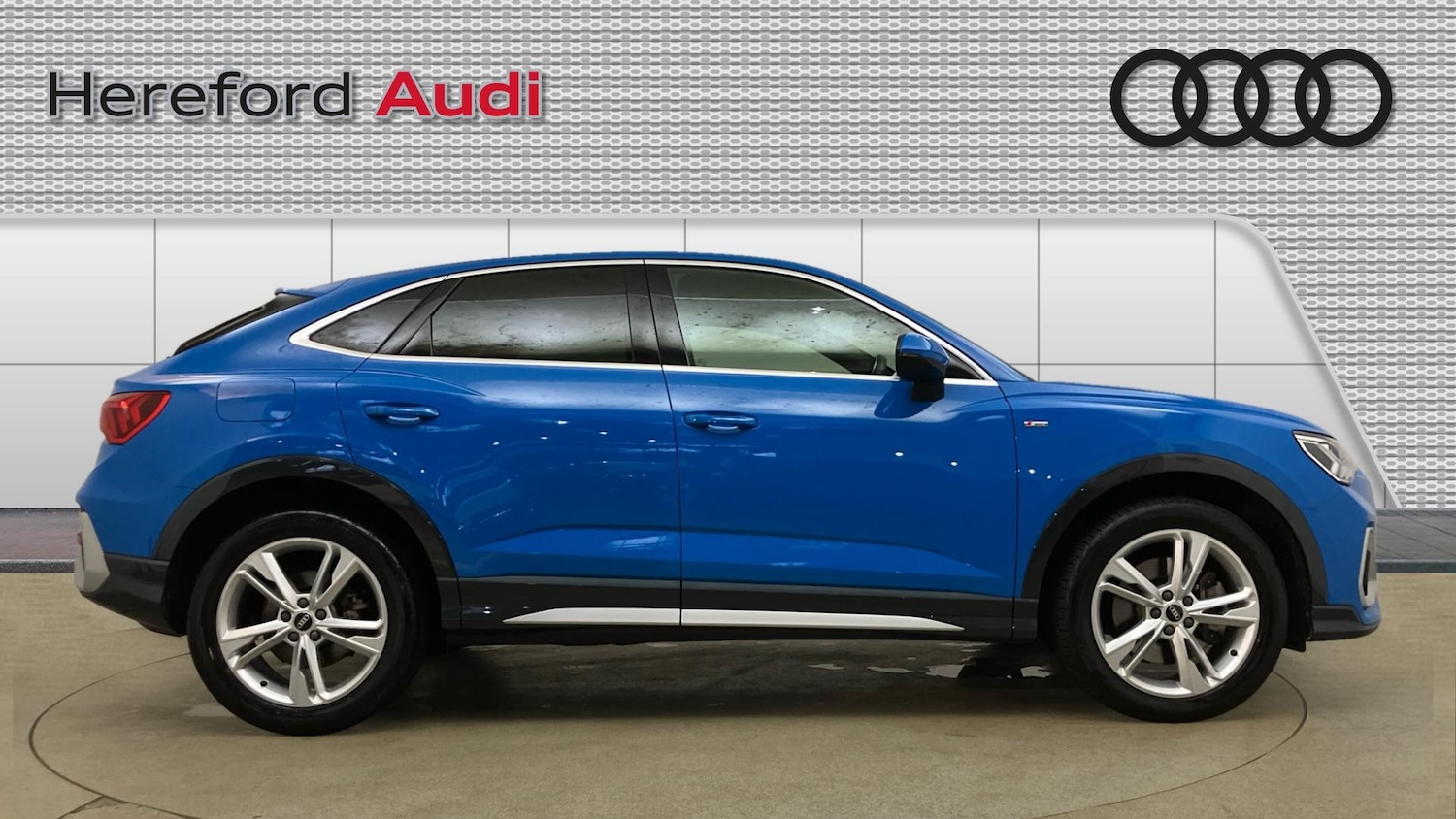 Used Audi Q3 2022 for sale - 76555658: Photo 4