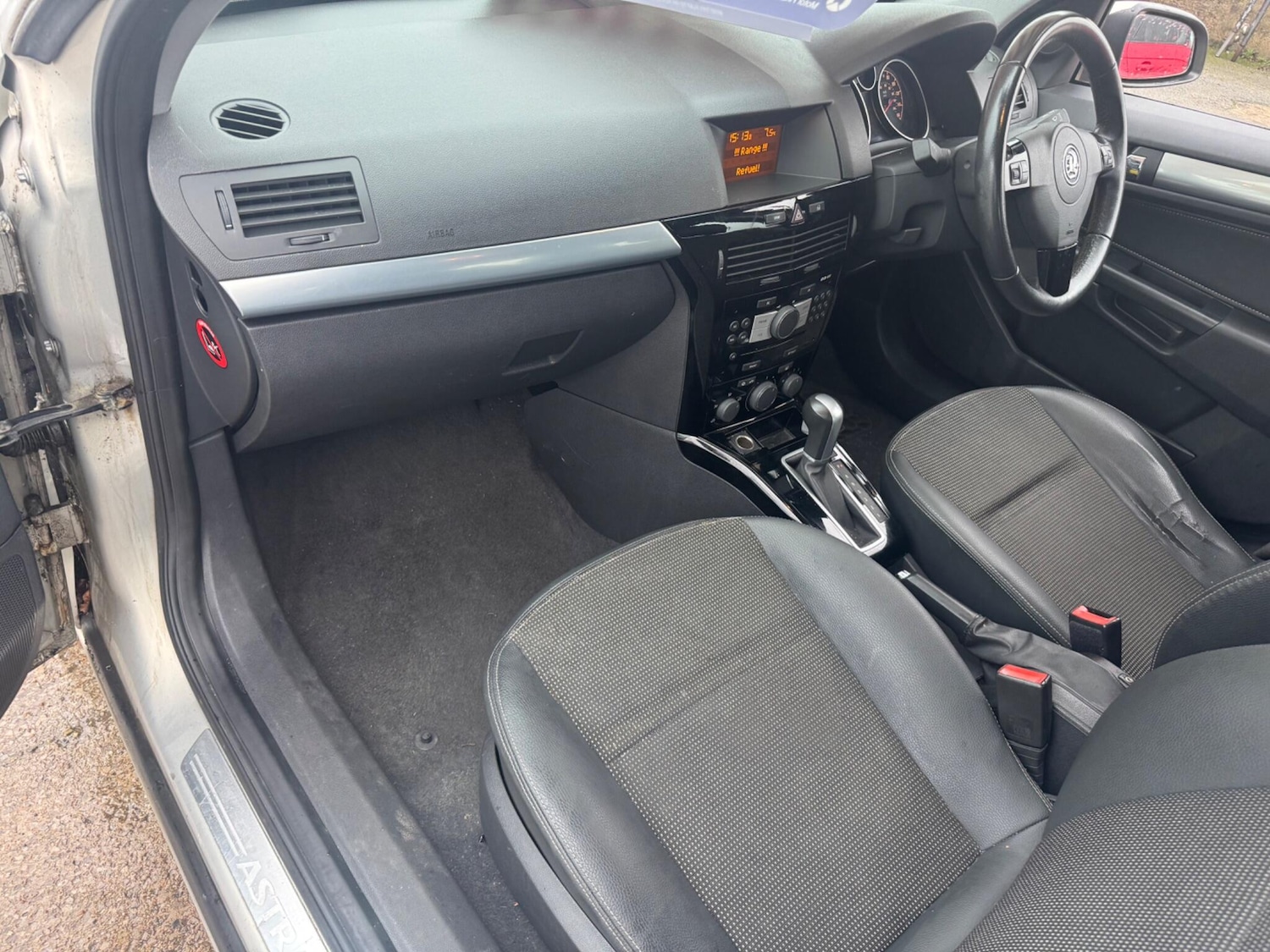 Used Vauxhall Astra 2009 for sale - 76887168: Photo 21