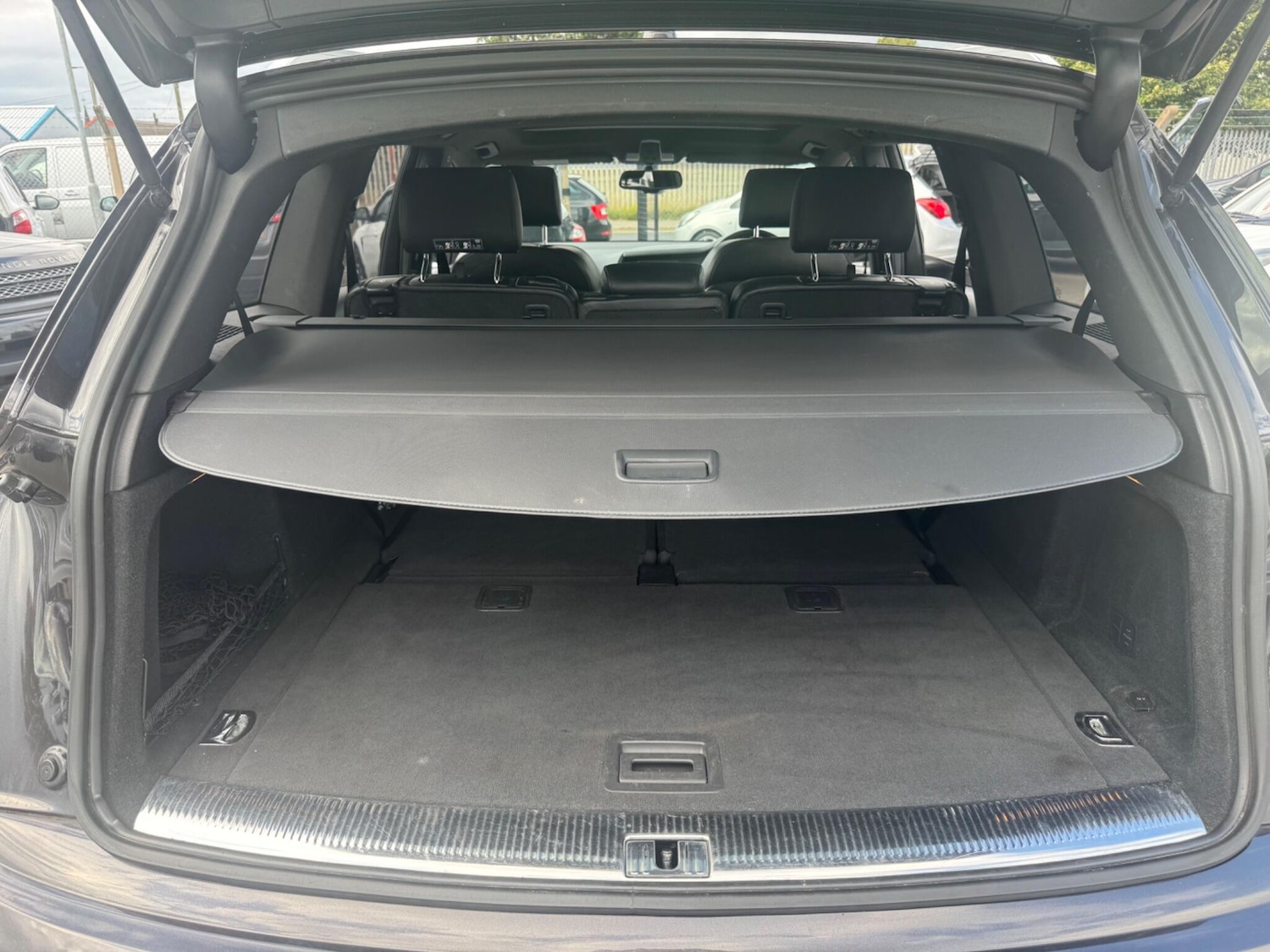 Vehicle 29
