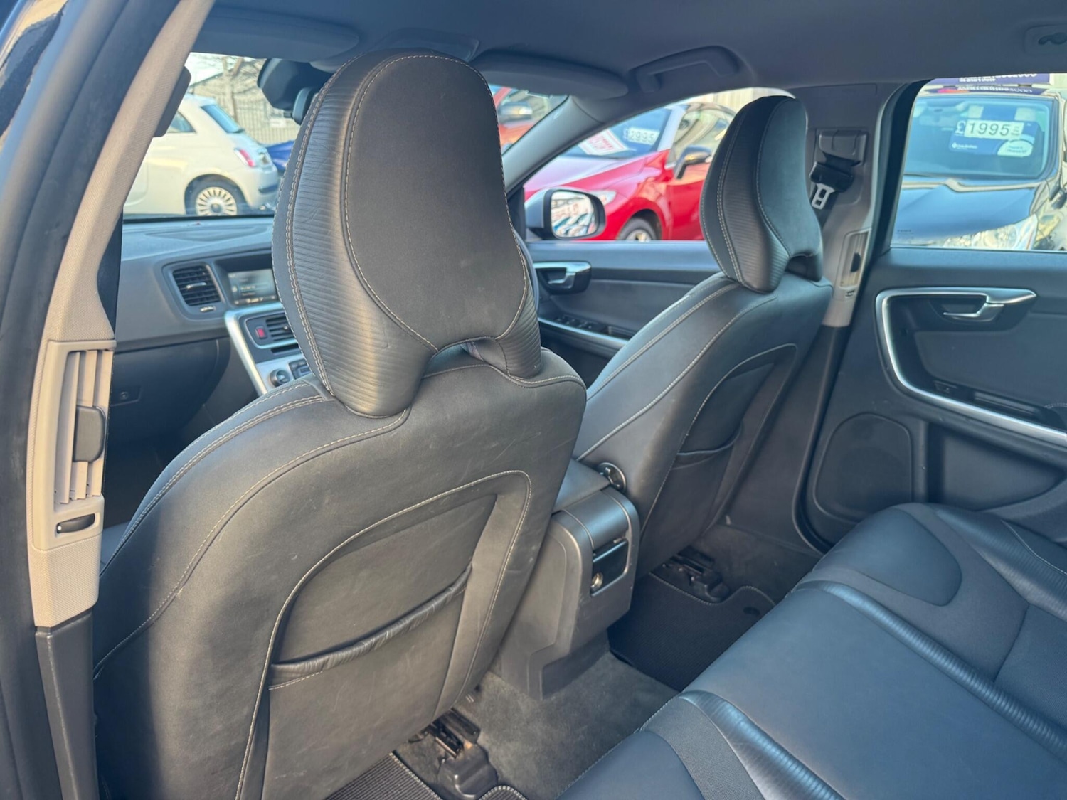 Used Volvo V60 2011 for sale - 76633068: Photo 31