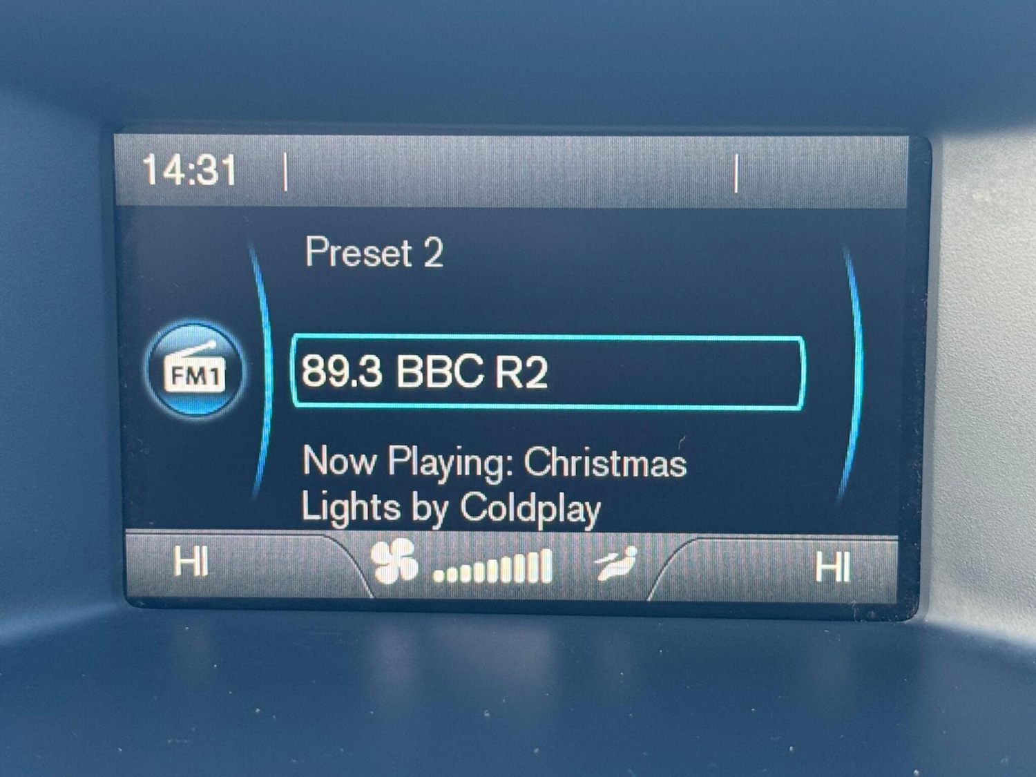 Used Volvo V60 2011 for sale - 76633068: Photo 43