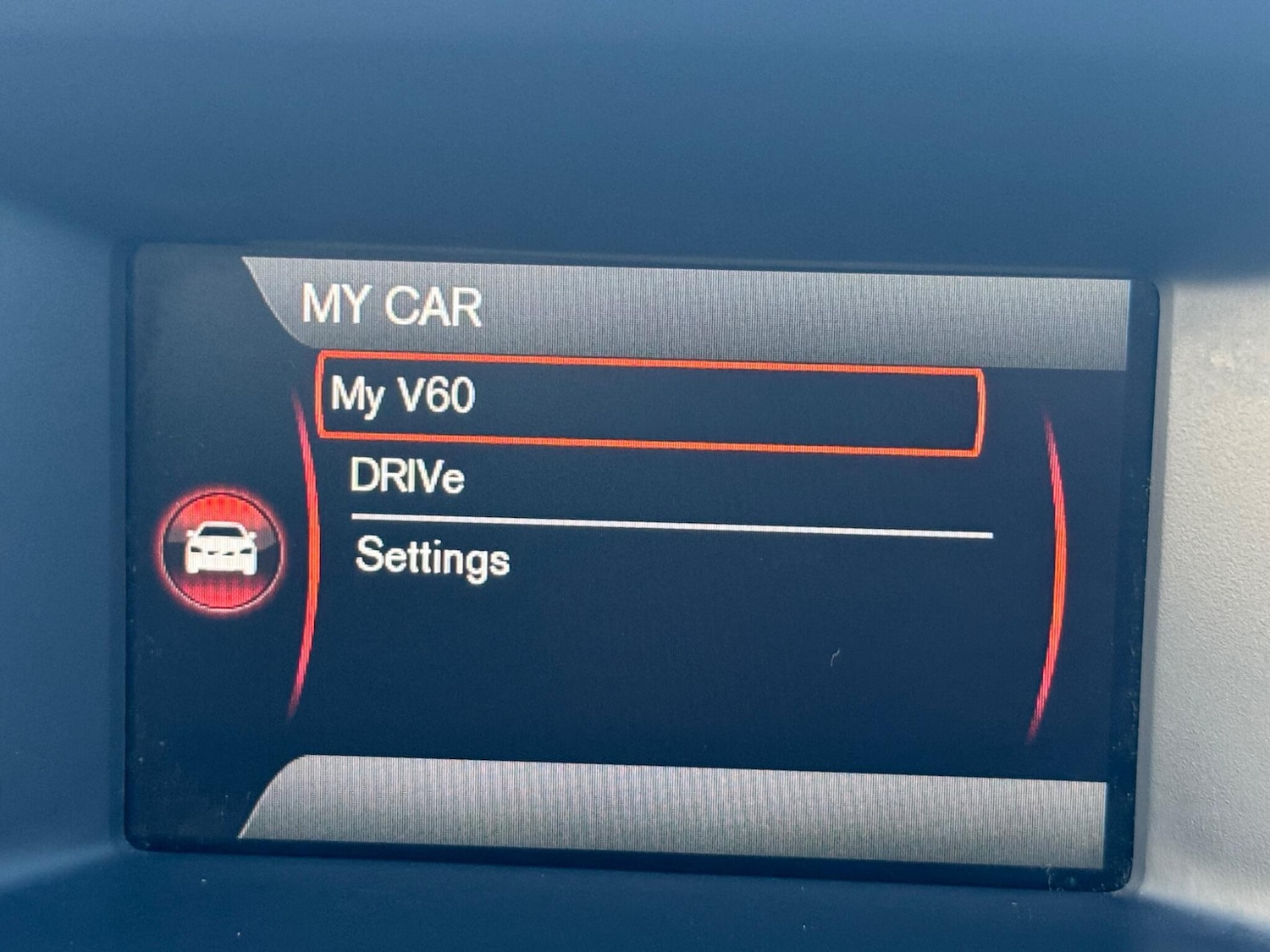 Used Volvo V60 2011 for sale - 76633068: Photo 57