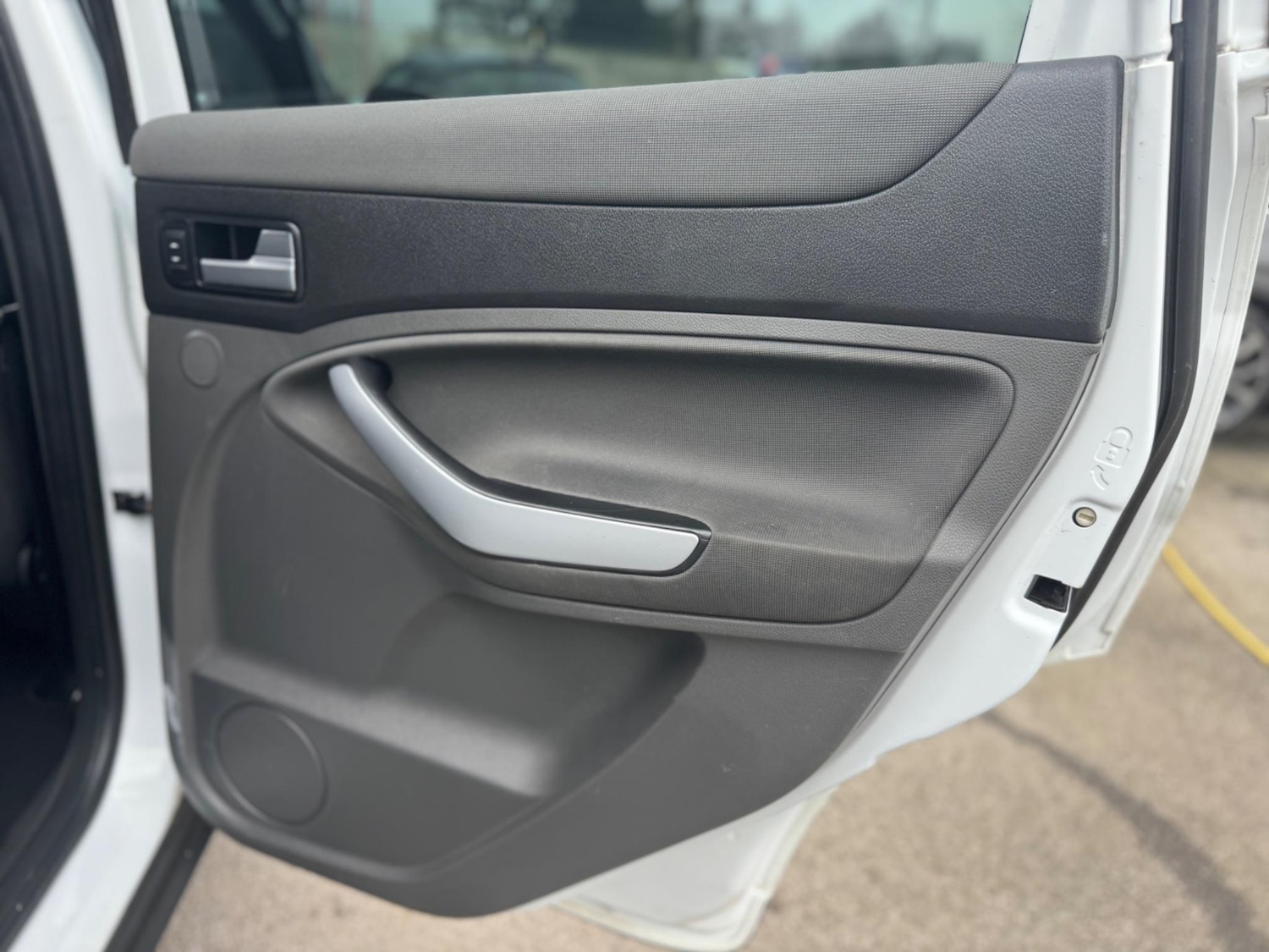 Used Ford Kuga 2011 for sale - 76993259: Photo 16