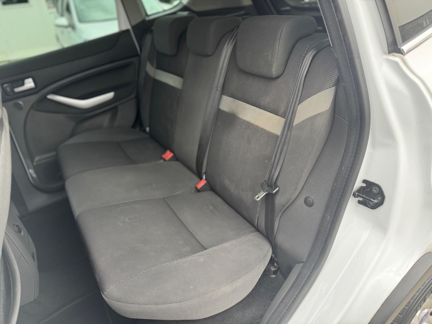 Used Ford Kuga 2011 for sale - 76993259: Photo 33