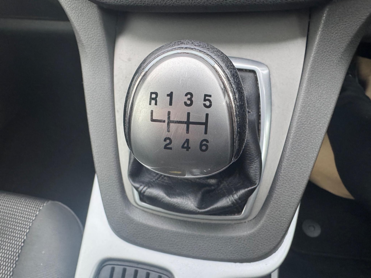 Used Ford Kuga 2011 for sale - 76993259: Photo 46