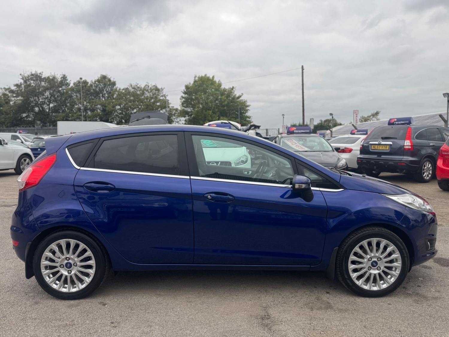 Used Ford Fiesta 2013 for sale - 76042157: Photo 10