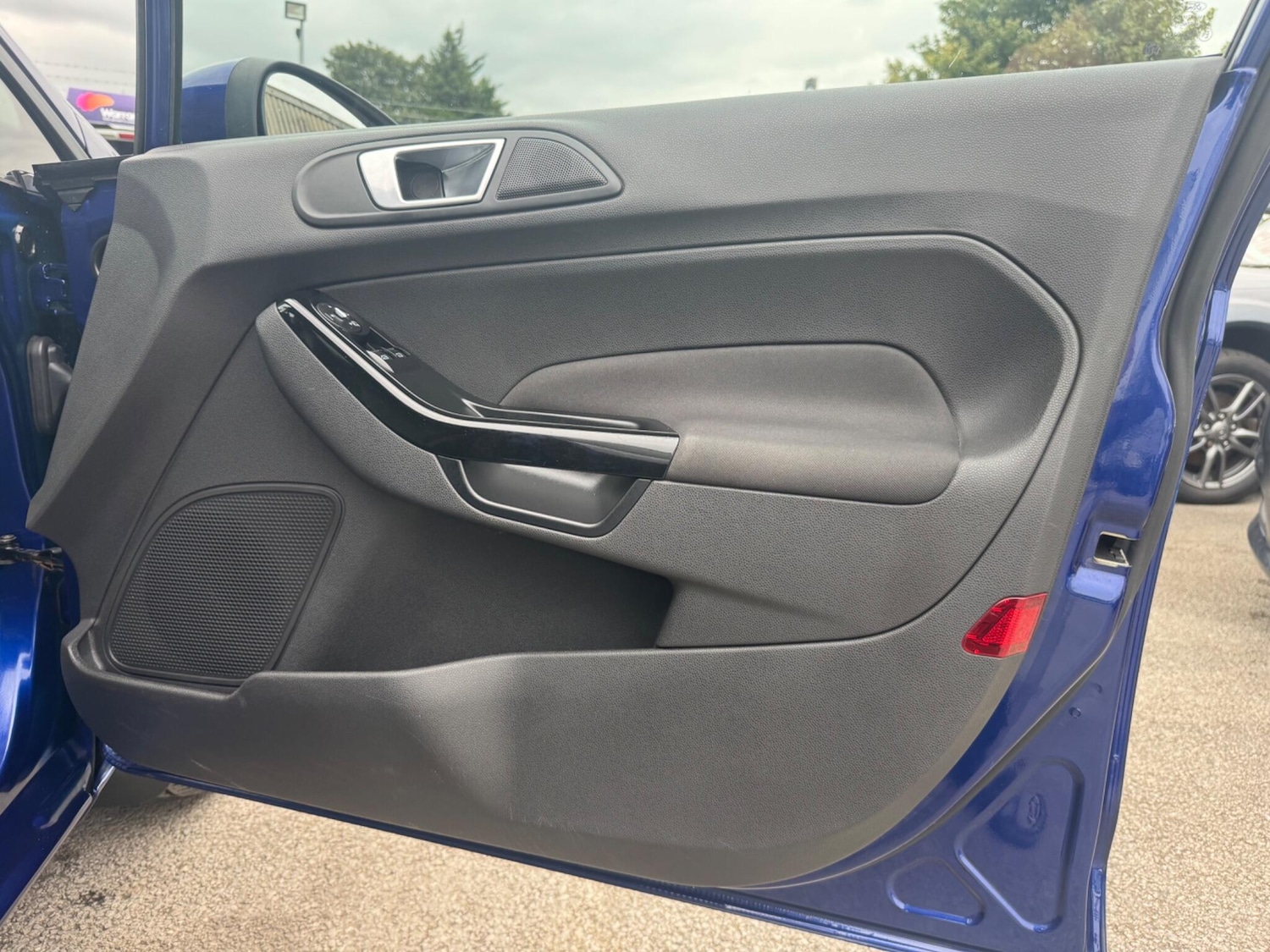 Used Ford Fiesta 2013 for sale - 76042157: Photo 12