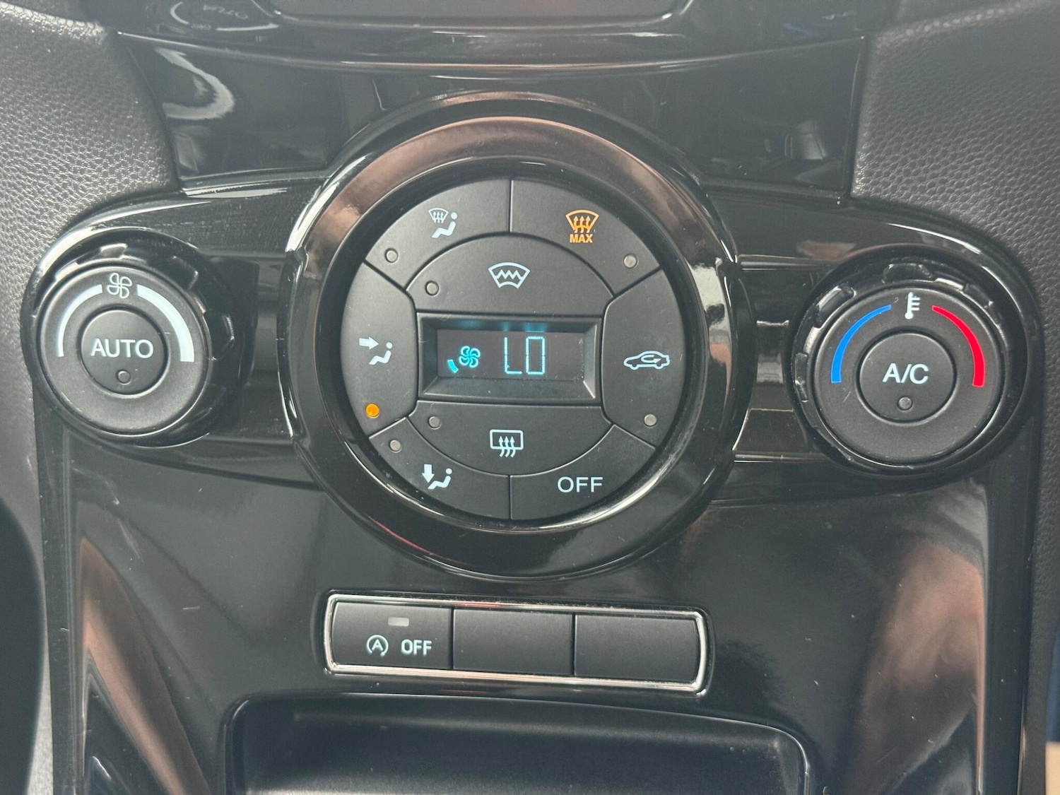 Used Ford Fiesta 2013 for sale - 76042157: Photo 45