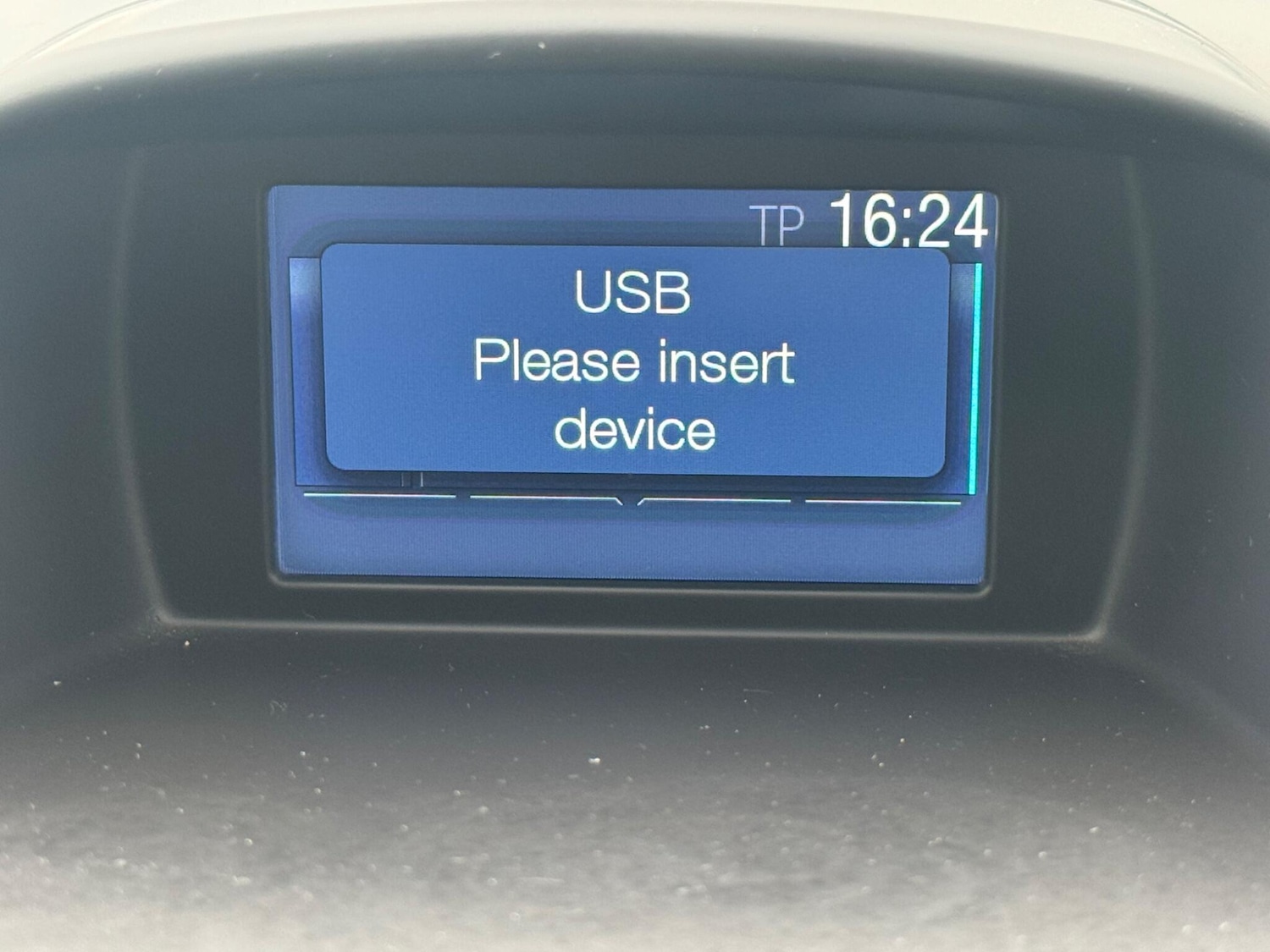 Used Ford Fiesta 2013 for sale - 76042157: Photo 55