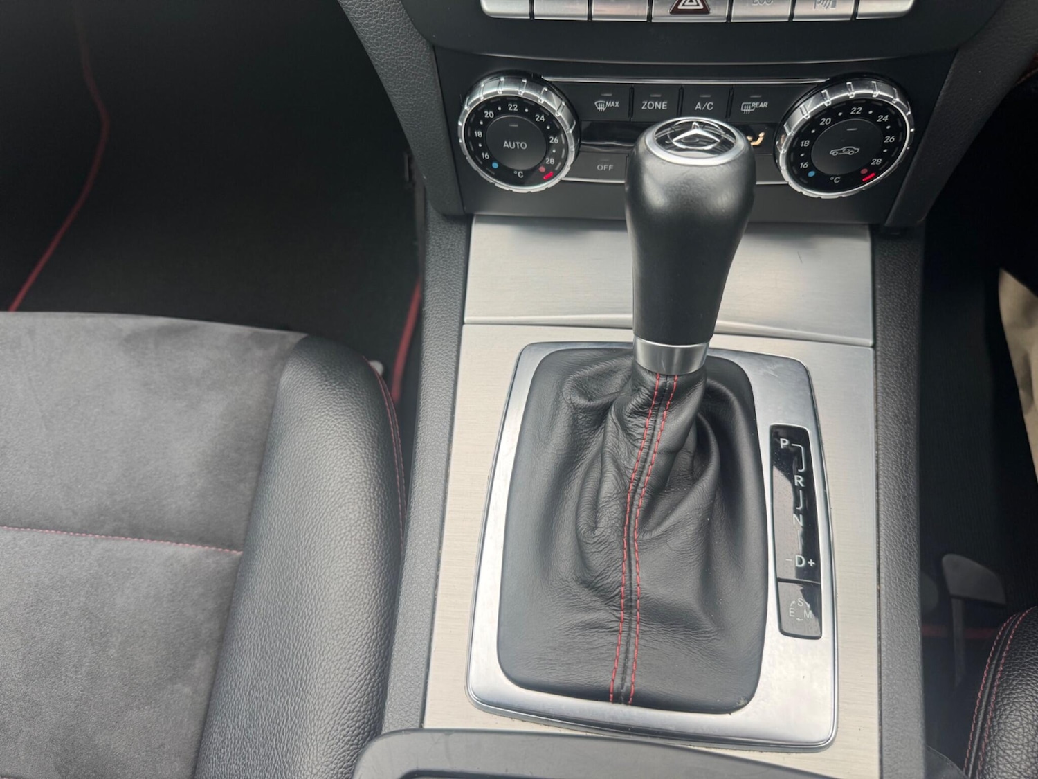 Used Mercedes-Benz C Class 2013 for sale - 76752433: Photo 43