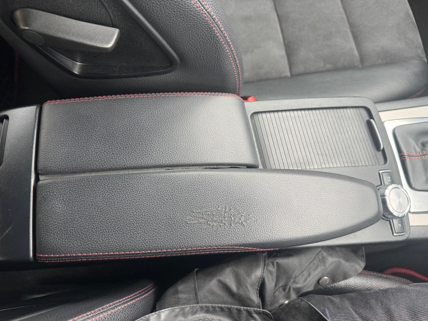 Used Mercedes-Benz C Class 2013 for sale - 76752433: Photo 50