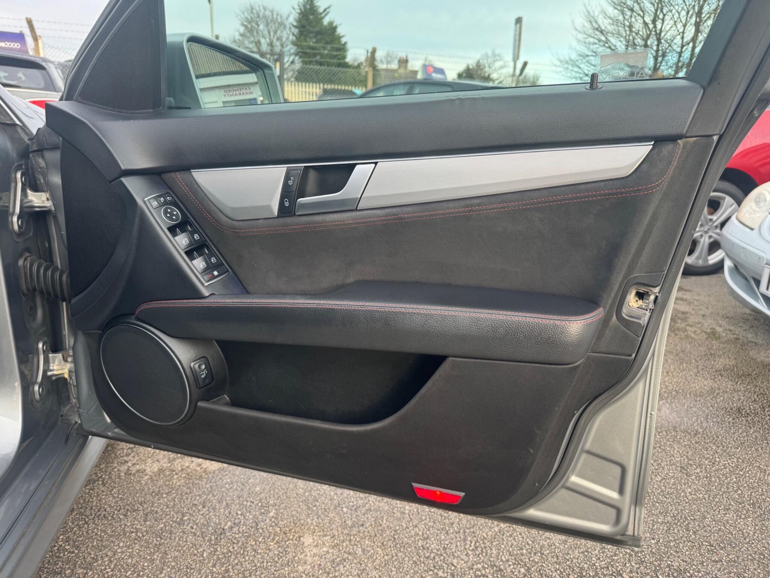 Used Mercedes-Benz C Class 2013 for sale - 76752433: Photo 9