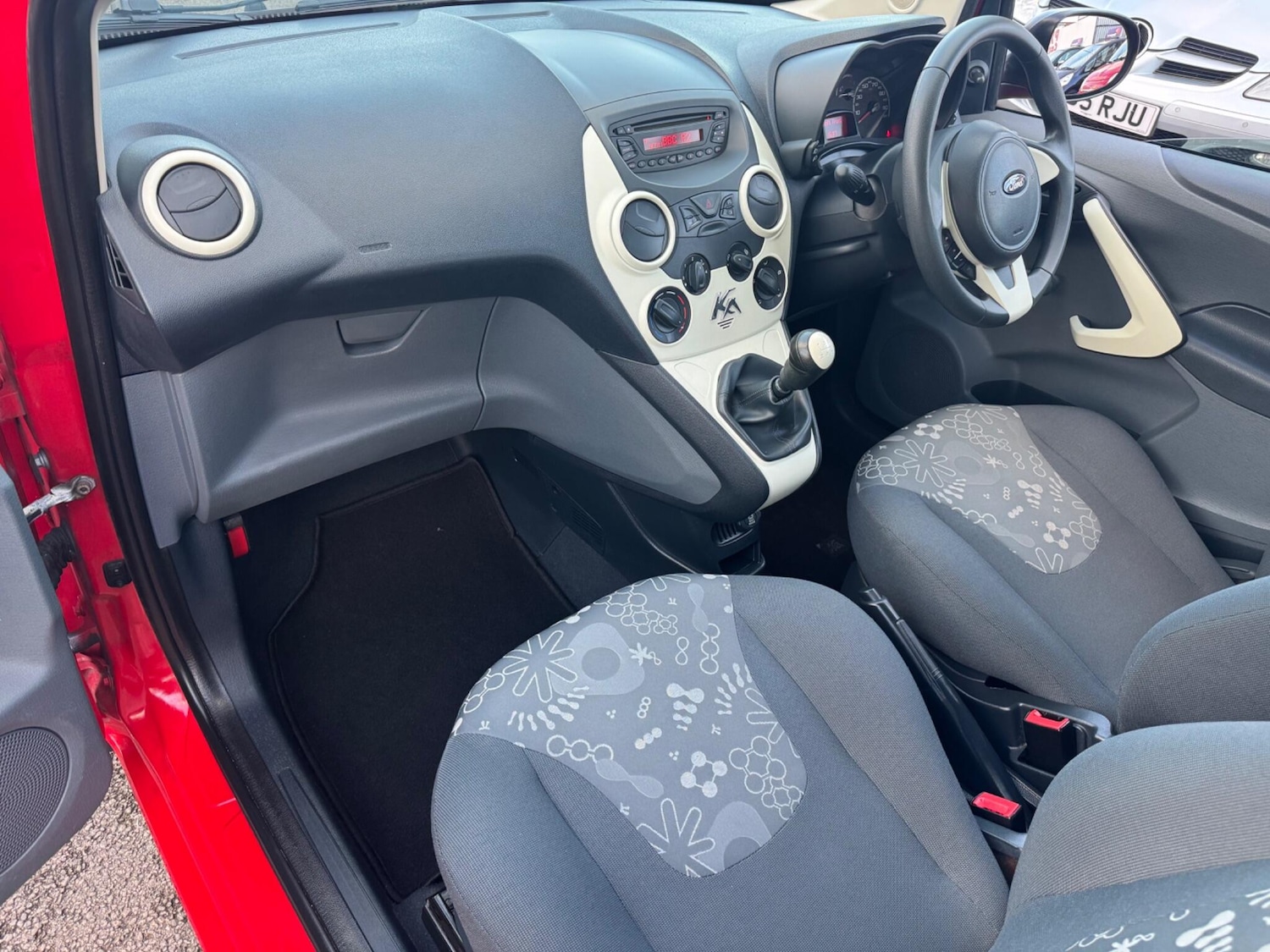 Used Ford Ka 2014 for sale - 77550510: Photo 23