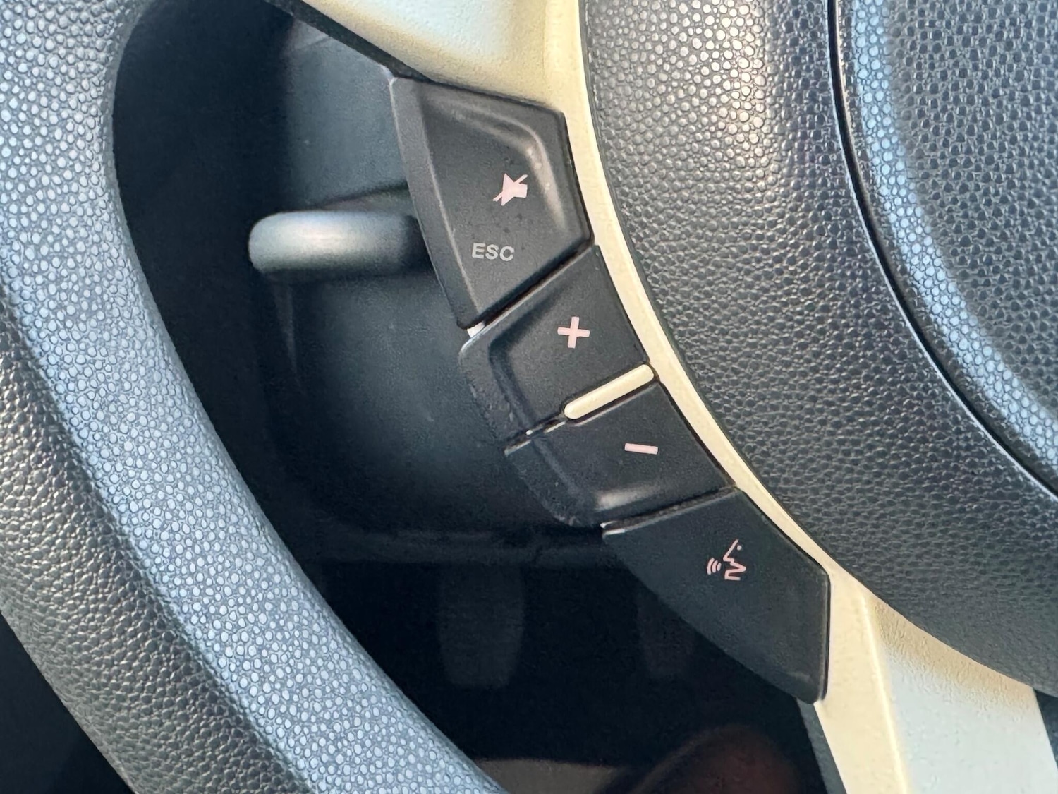 Used Ford Ka 2014 for sale - 77550510: Photo 32