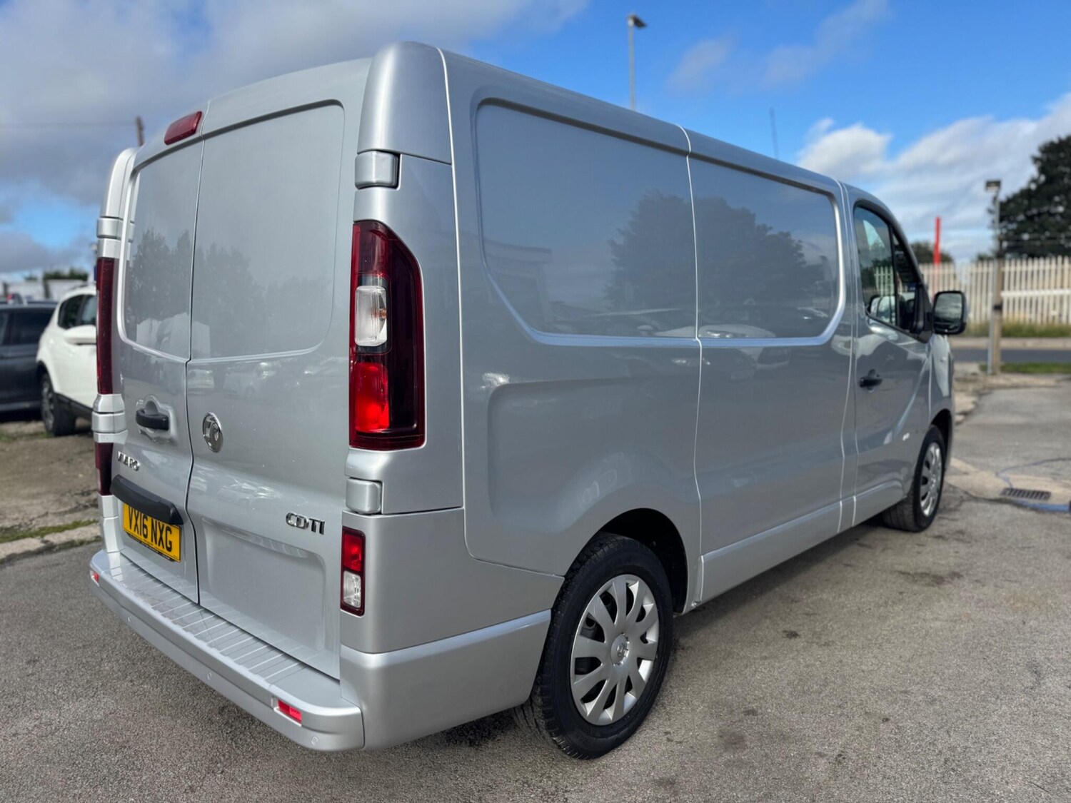 Used Vauxhall Vivaro 2016 for sale - 75507921: Photo 11