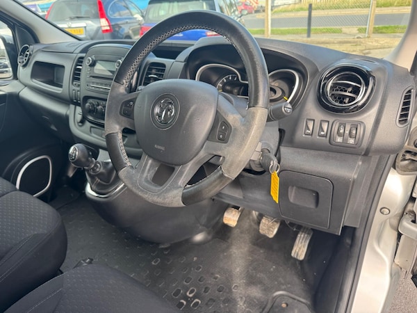 Used Vauxhall Vivaro 2016 for sale - 75507921: Photo 12