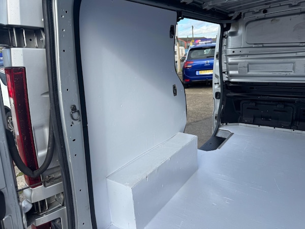 Used Vauxhall Vivaro 2016 for sale - 75507921: Photo 34