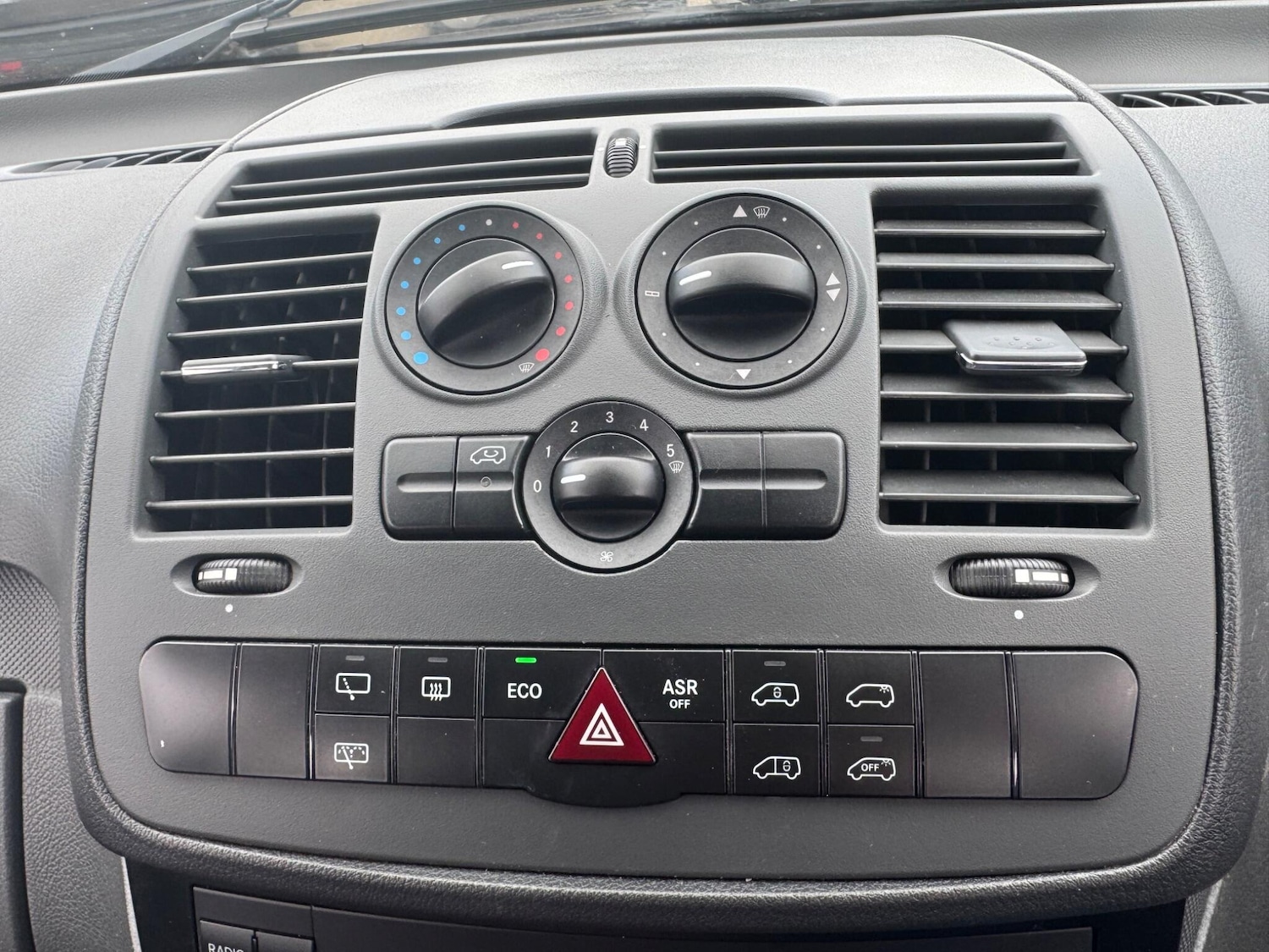 Used Mercedes-Benz Vito 2011 for sale - 75310255: Photo 48