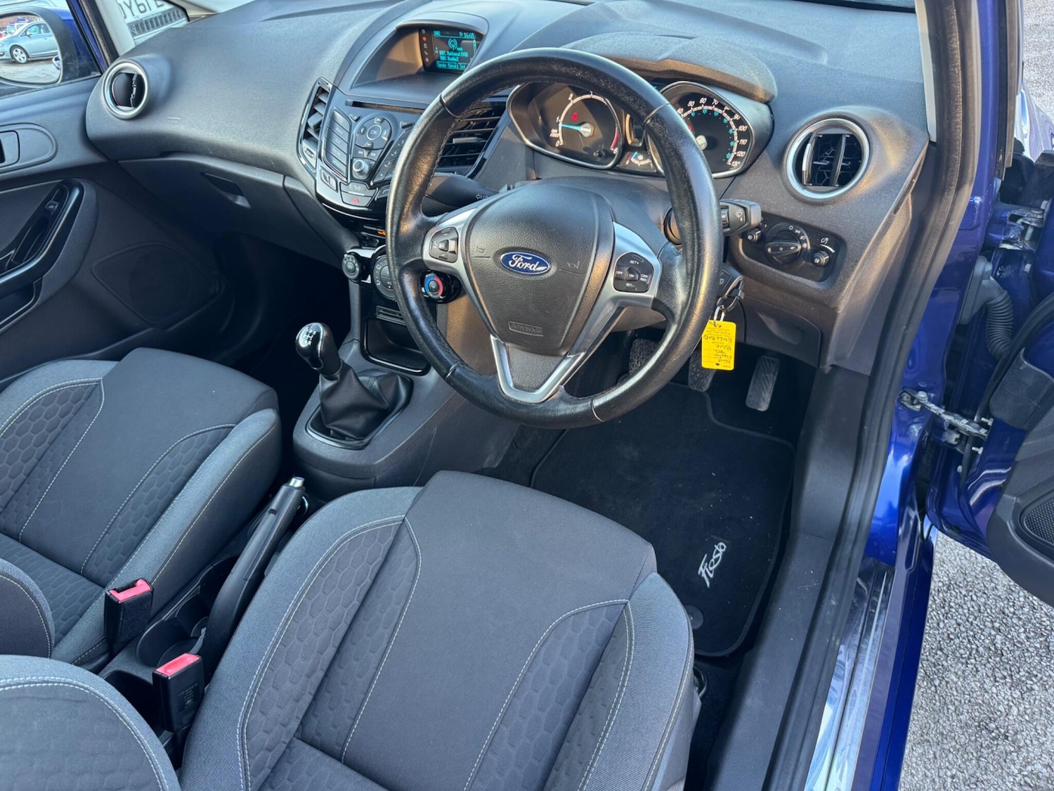 Used Ford Fiesta Van 2017 for sale - 76728661: Photo 12