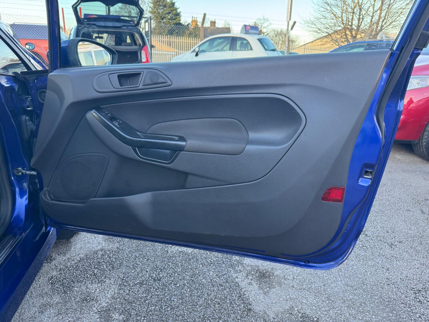 Used Ford Fiesta Van 2017 for sale - 76728661: Photo 13