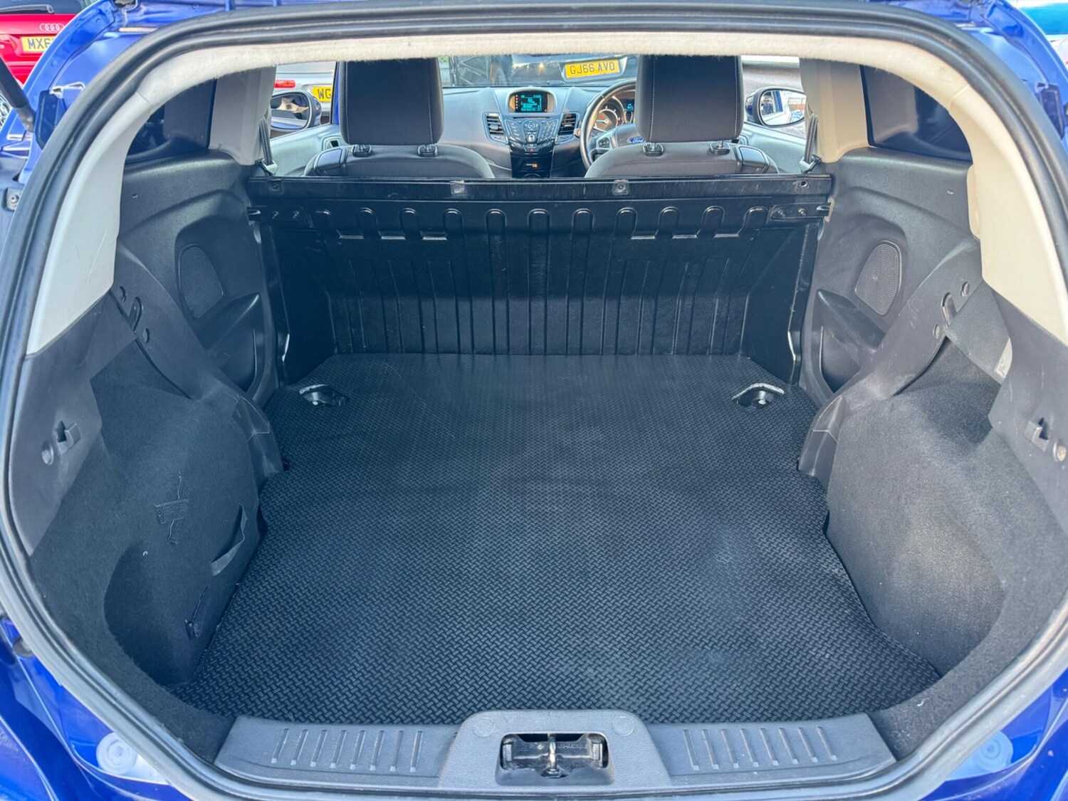 Used Ford Fiesta Van 2017 for sale - 76728661: Photo 23