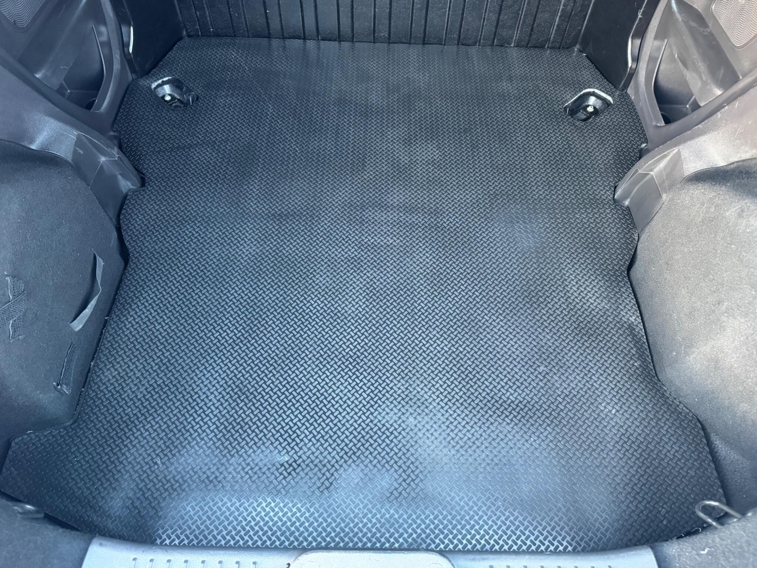 Used Ford Fiesta Van 2017 for sale - 76728661: Photo 30