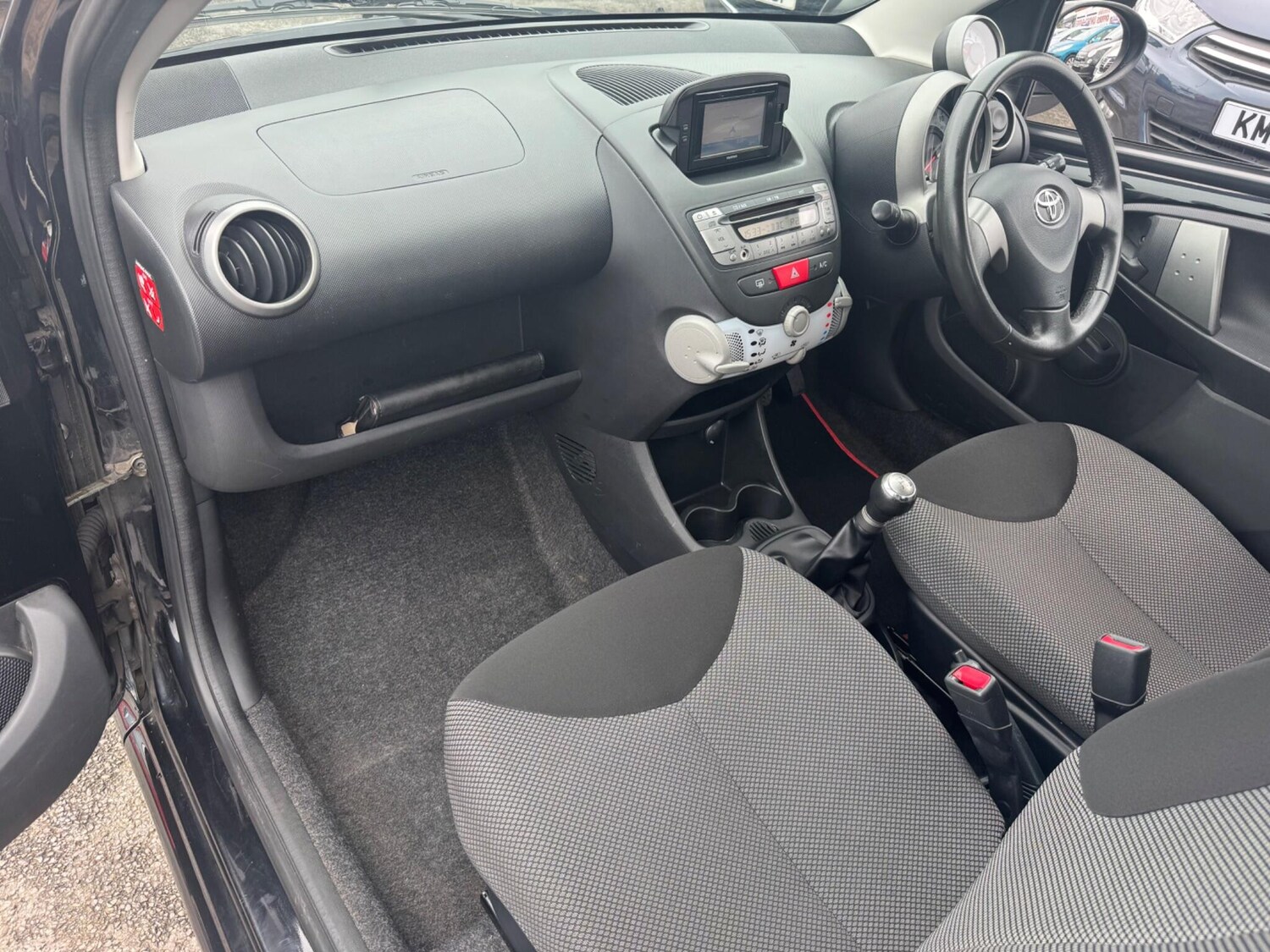 Used Toyota AYGO 2013 for sale - 76136797: Photo 29