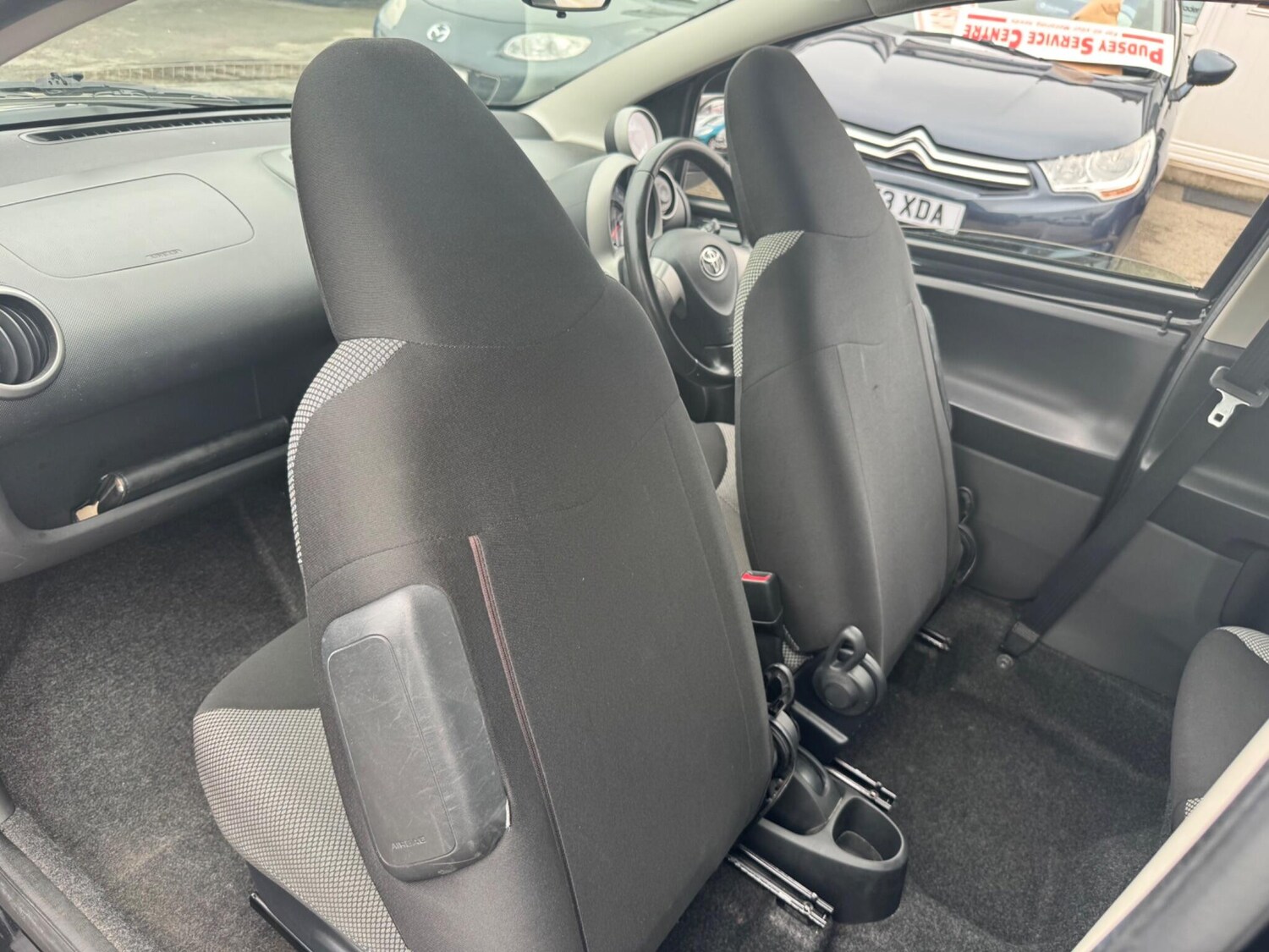 Used Toyota AYGO 2013 for sale - 76136797: Photo 33