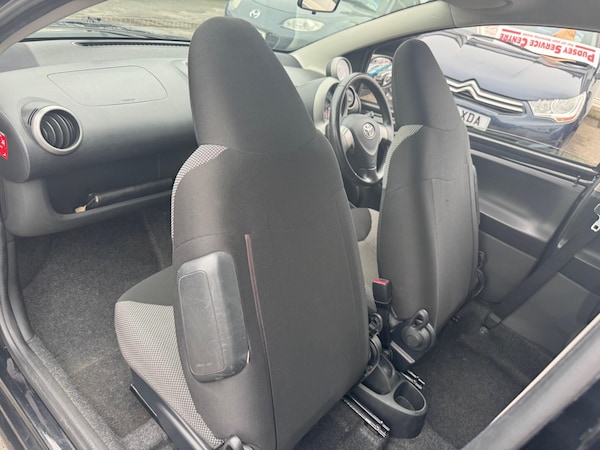 Used Toyota AYGO 2013 for sale - 76136797: Photo 35