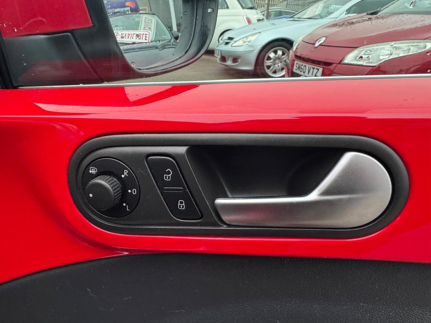 Used Volkswagen Beetle 2013 for sale - 76667018: Photo 13