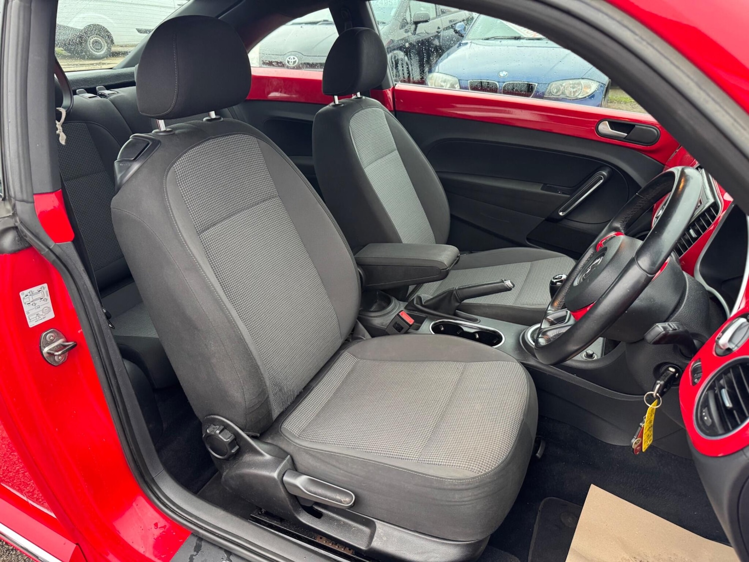 Used Volkswagen Beetle 2013 for sale - 76667018: Photo 14