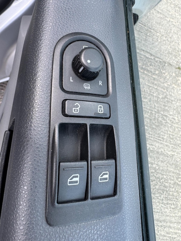 Used Volkswagen Transporter 2010 for sale - 75520374: Photo 12