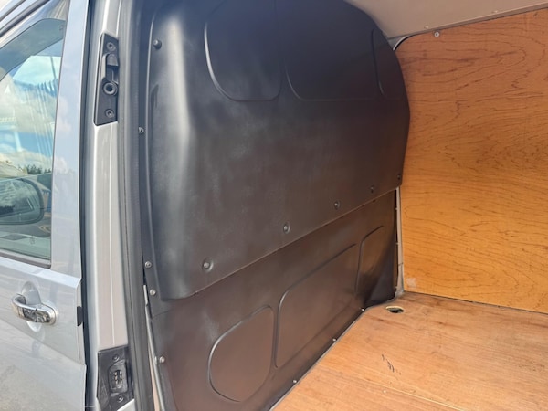 Used Volkswagen Transporter 2010 for sale - 75520374: Photo 18