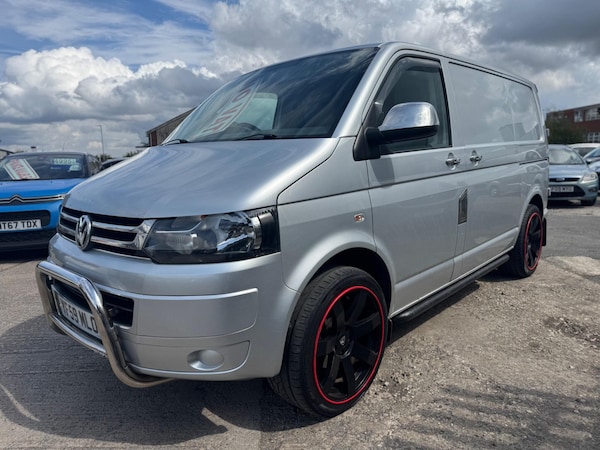 Used Volkswagen Transporter 2010 for sale - 75520374: Photo 1