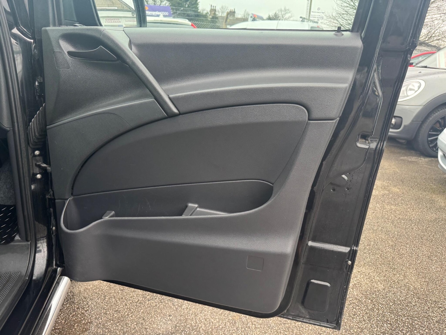 Used Mercedes-Benz Vito 2014 for sale - 77040348: Photo 12