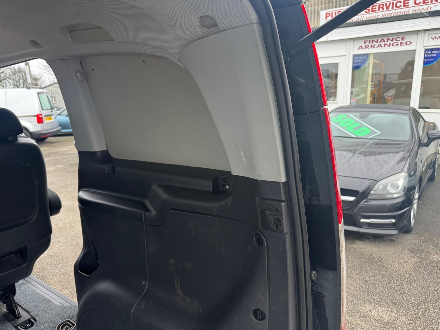 Used Mercedes-Benz Vito 2014 for sale - 77040348: Photo 36