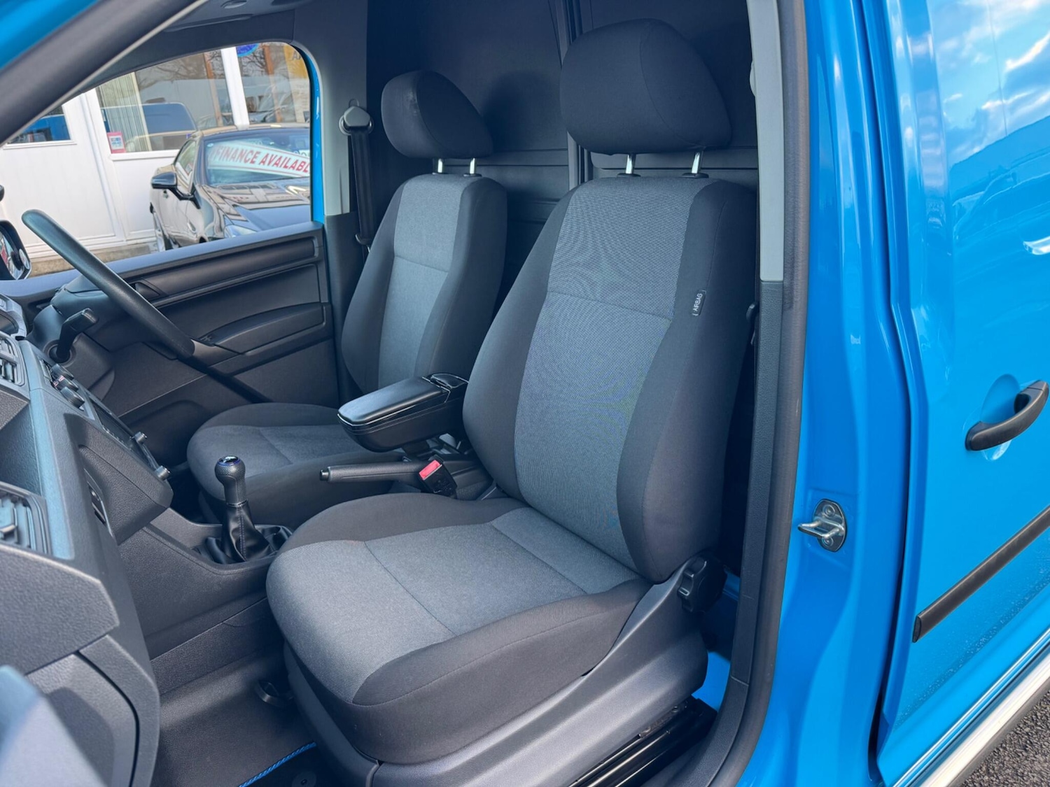 Used Volkswagen Caddy Maxi 2016 for sale - 76886261: Photo 28